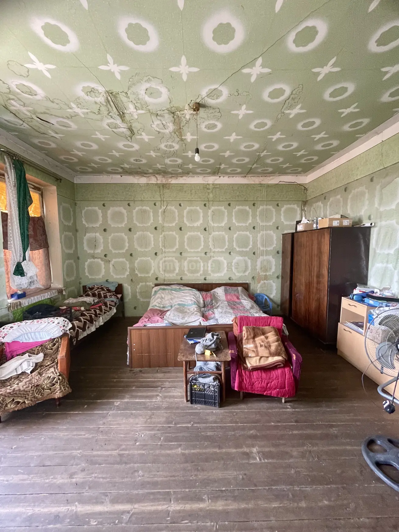 7 Room Private House For Sale view 4