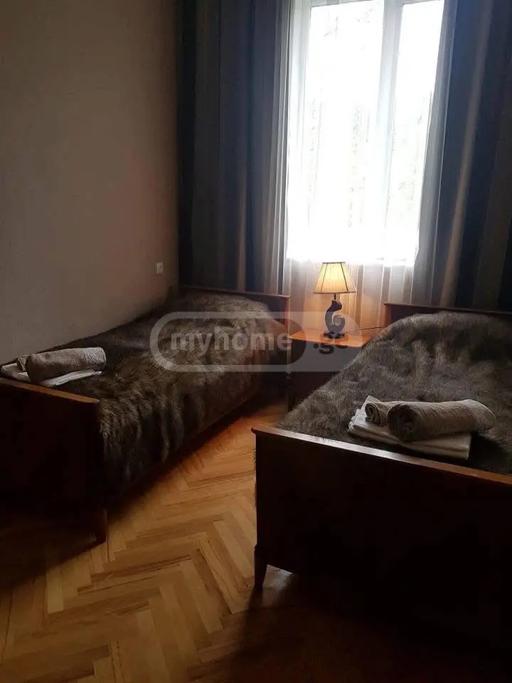 5 Room Apartment Daily Rent In Telavi view 4
