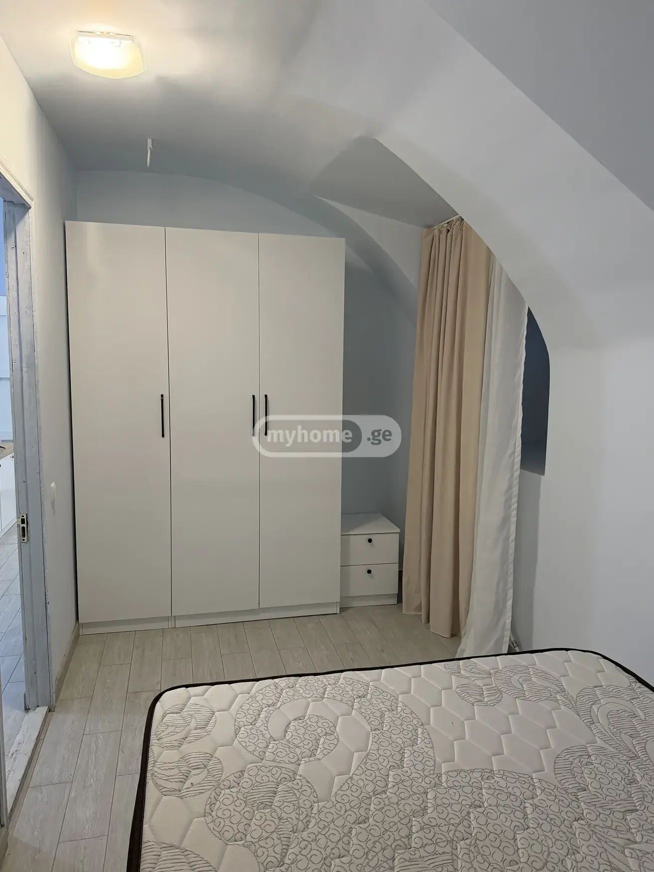 6 Room Apartment For Sale view 3
