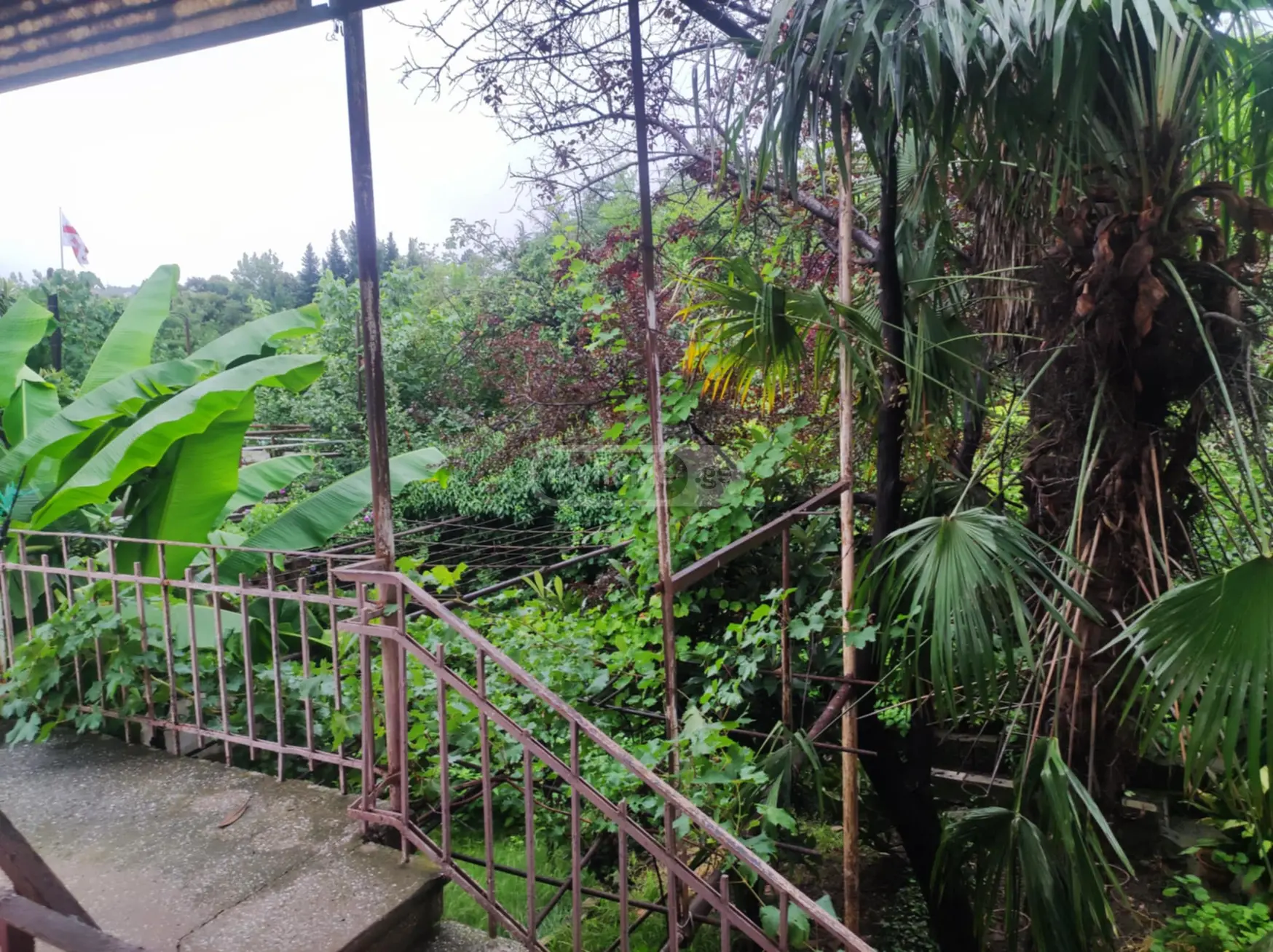 6 Room Private House For Sale view 3