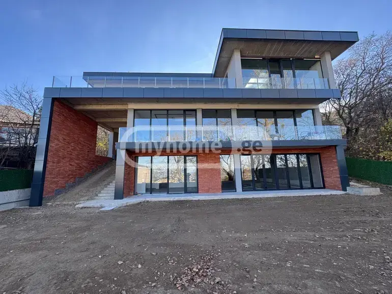 10+ Room Private House For Sale In Tskneti view 1