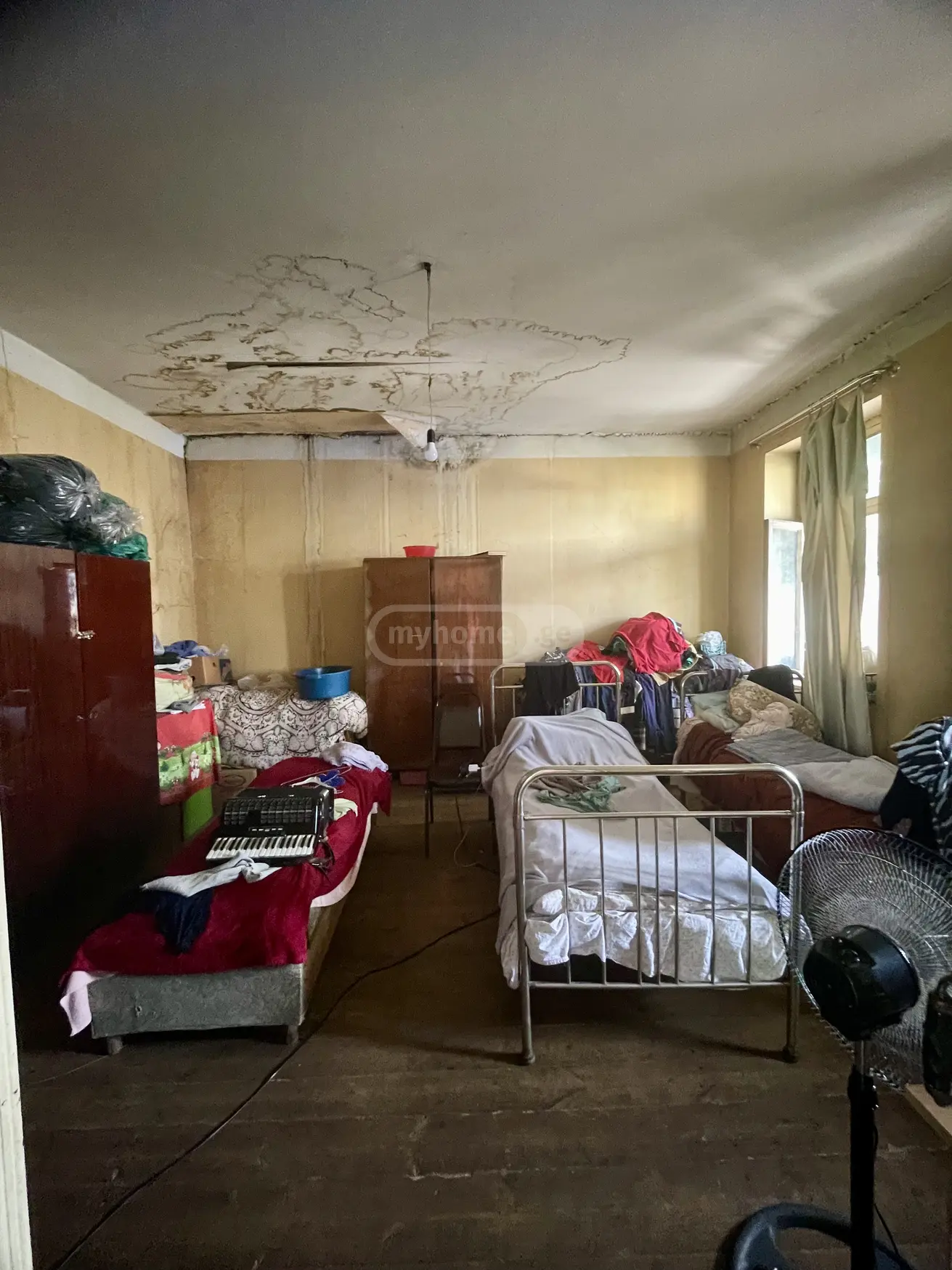 7 Room Private House For Sale view 5
