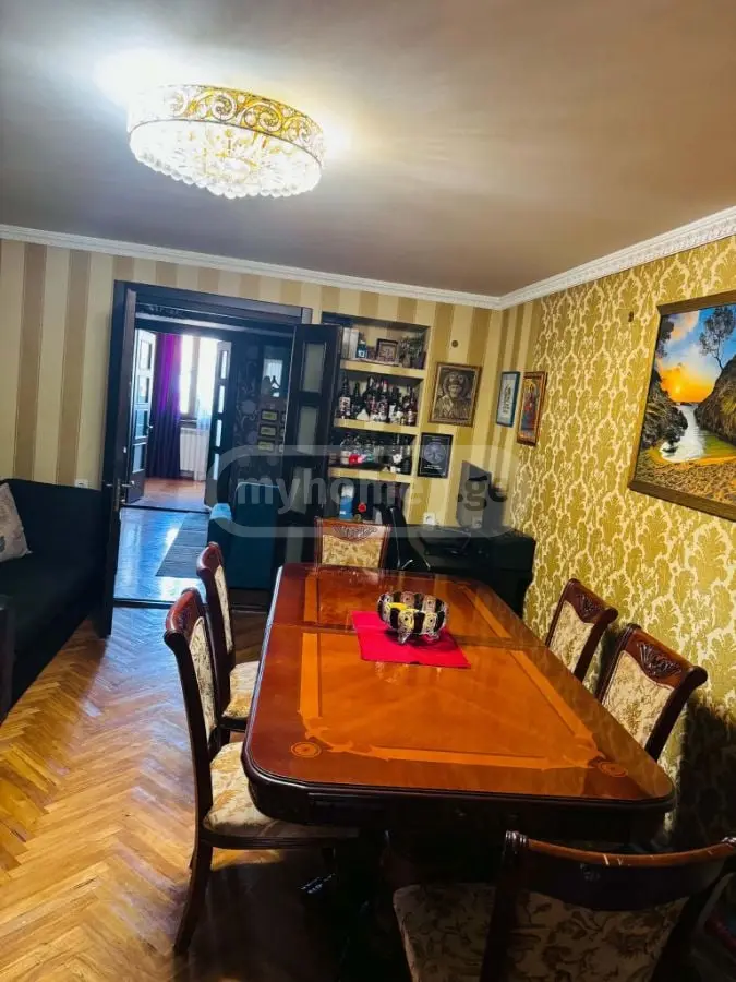 4 Room Apartment For Sale view 2