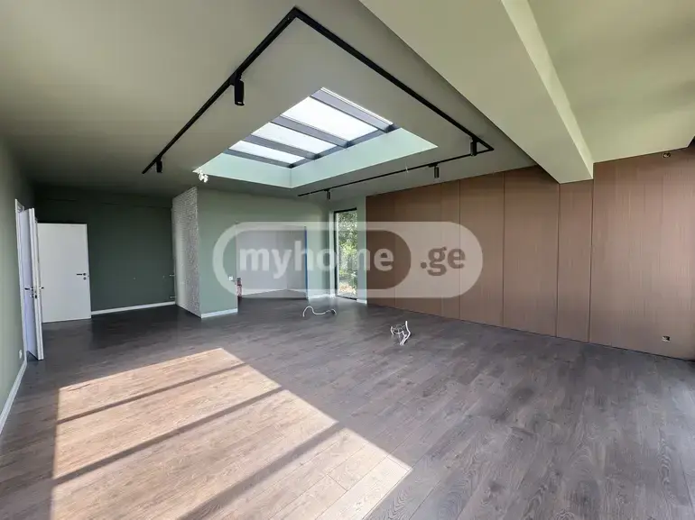 10+ Room Private House For Sale In Tskneti view 8