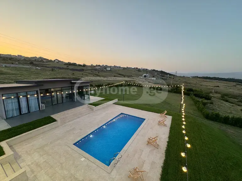5 Room Private House Daily Rent In Sololaki view 4