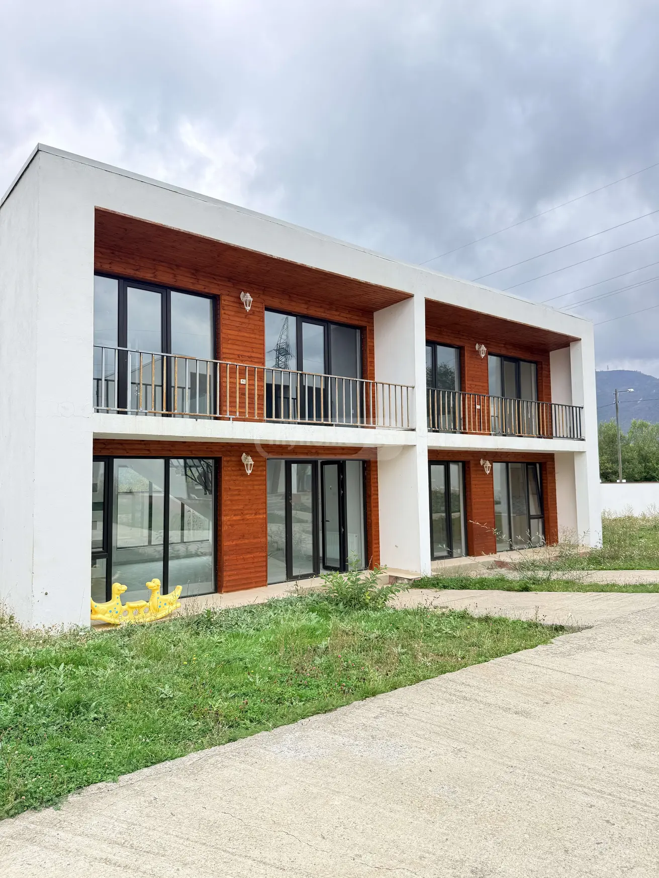 3 Room Country House For Sale view 3