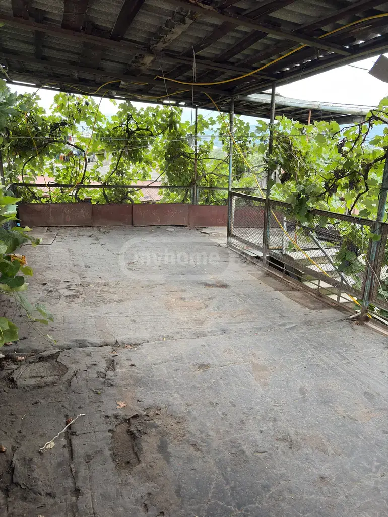 6 Room Apartment For Sale view 3