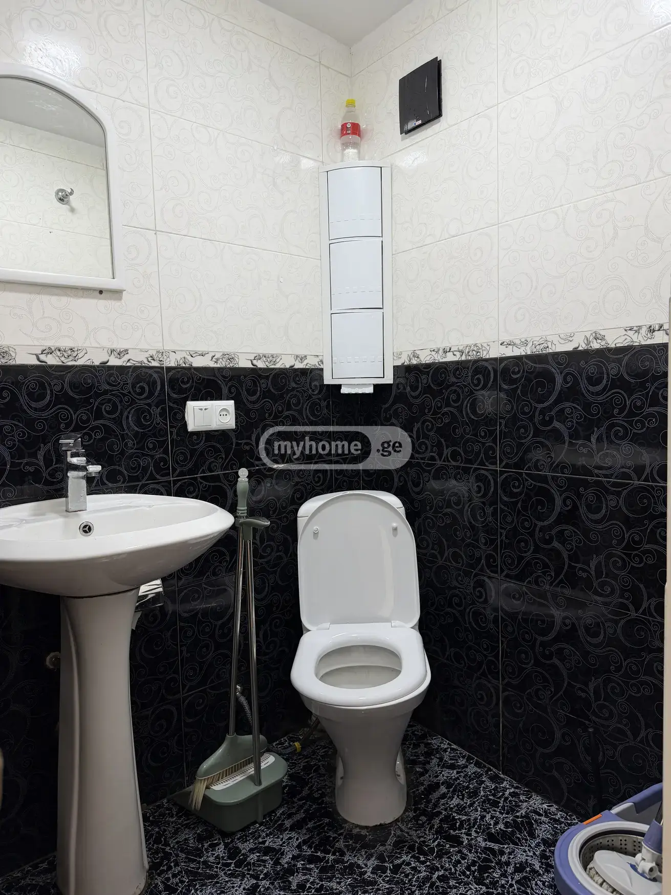 6 Room Apartment For Sale view 8