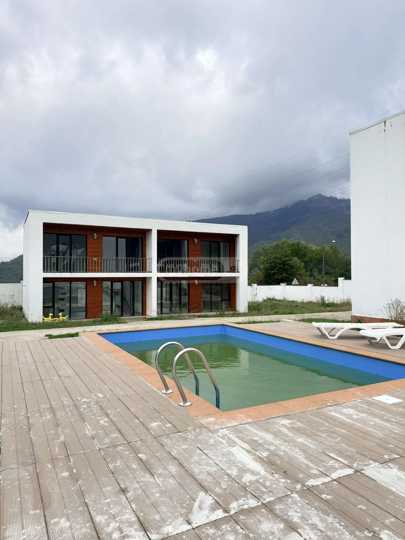 3 Room Country House For Sale view 1
