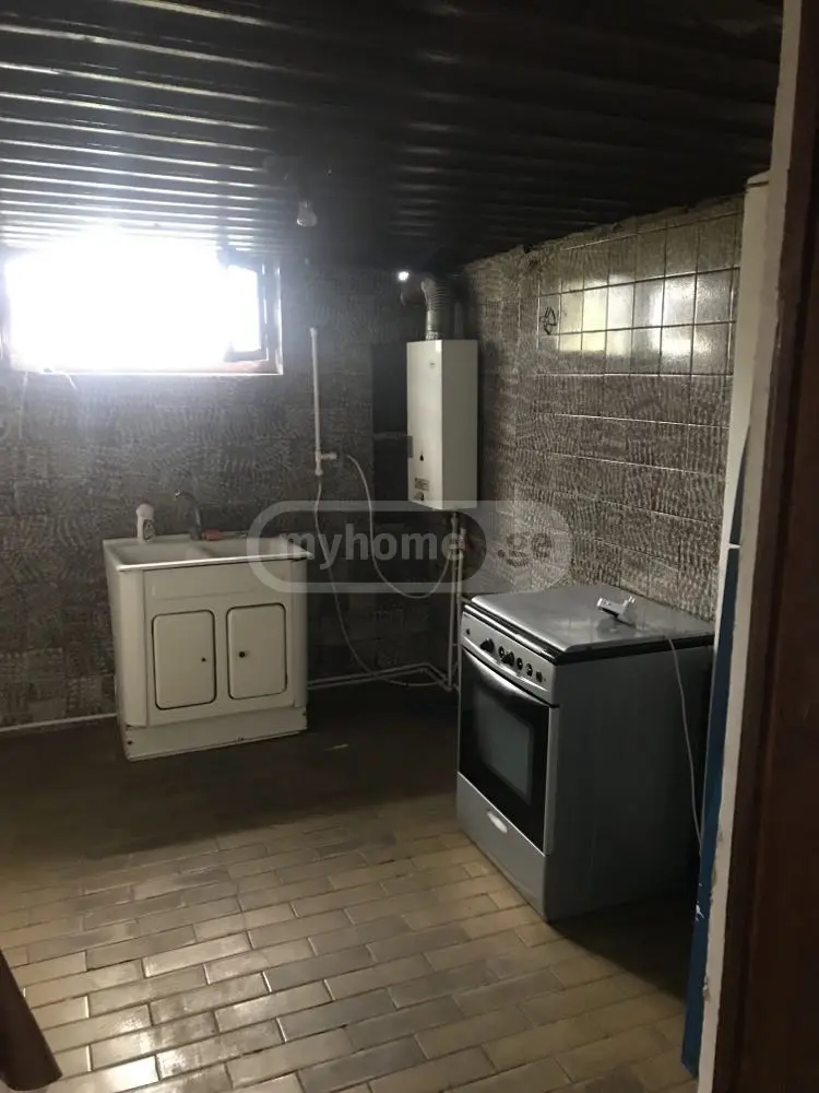 6 Room Private House For Sale view 13