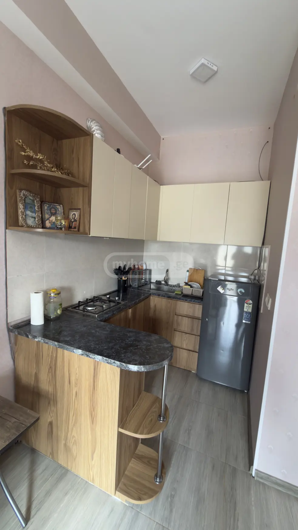 1 Room Apartment For Rent In Khashuri view 4