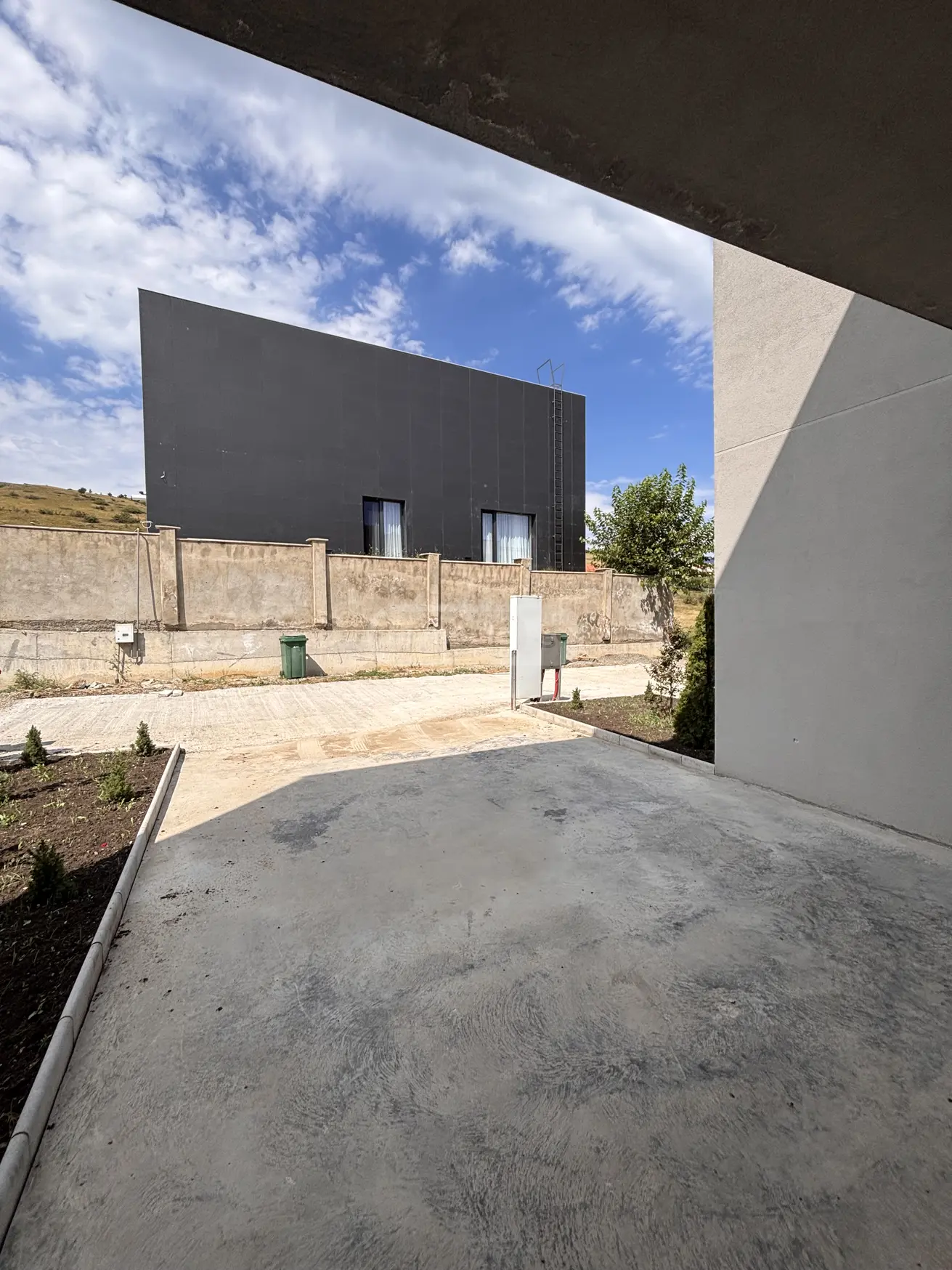 4 Room Private House For Sale view 3