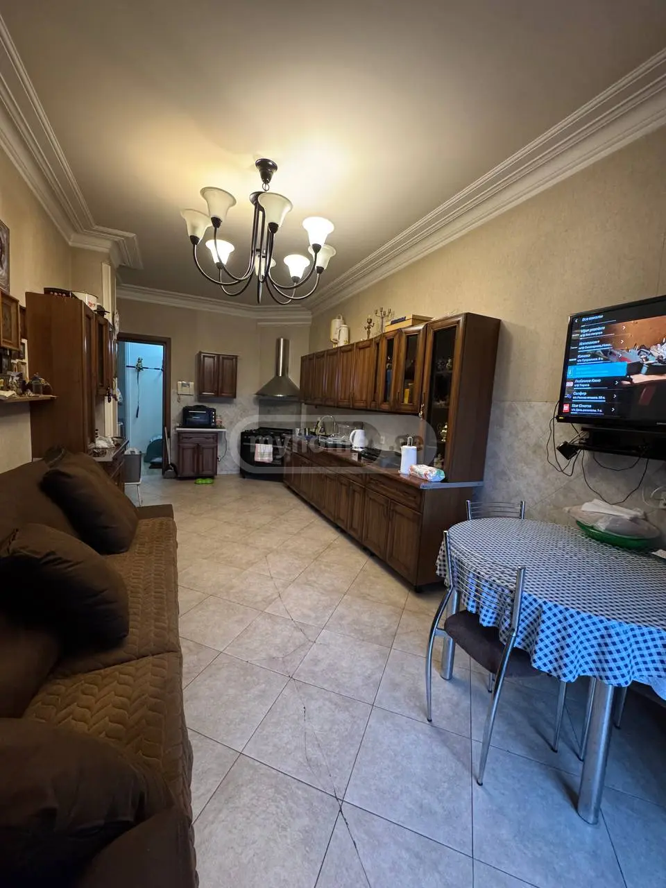 Продажа 4-комната Квартира view 4