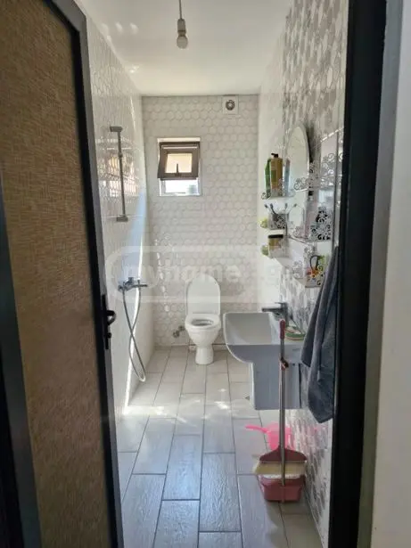 6 Room Private House For Sale view 14