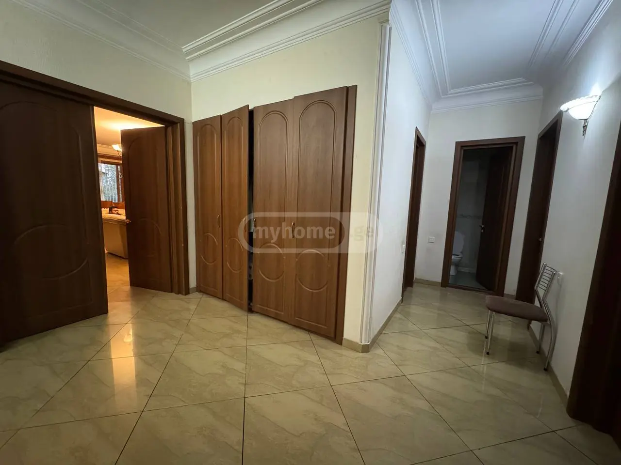 Продажа 4-комната Квартира view 11