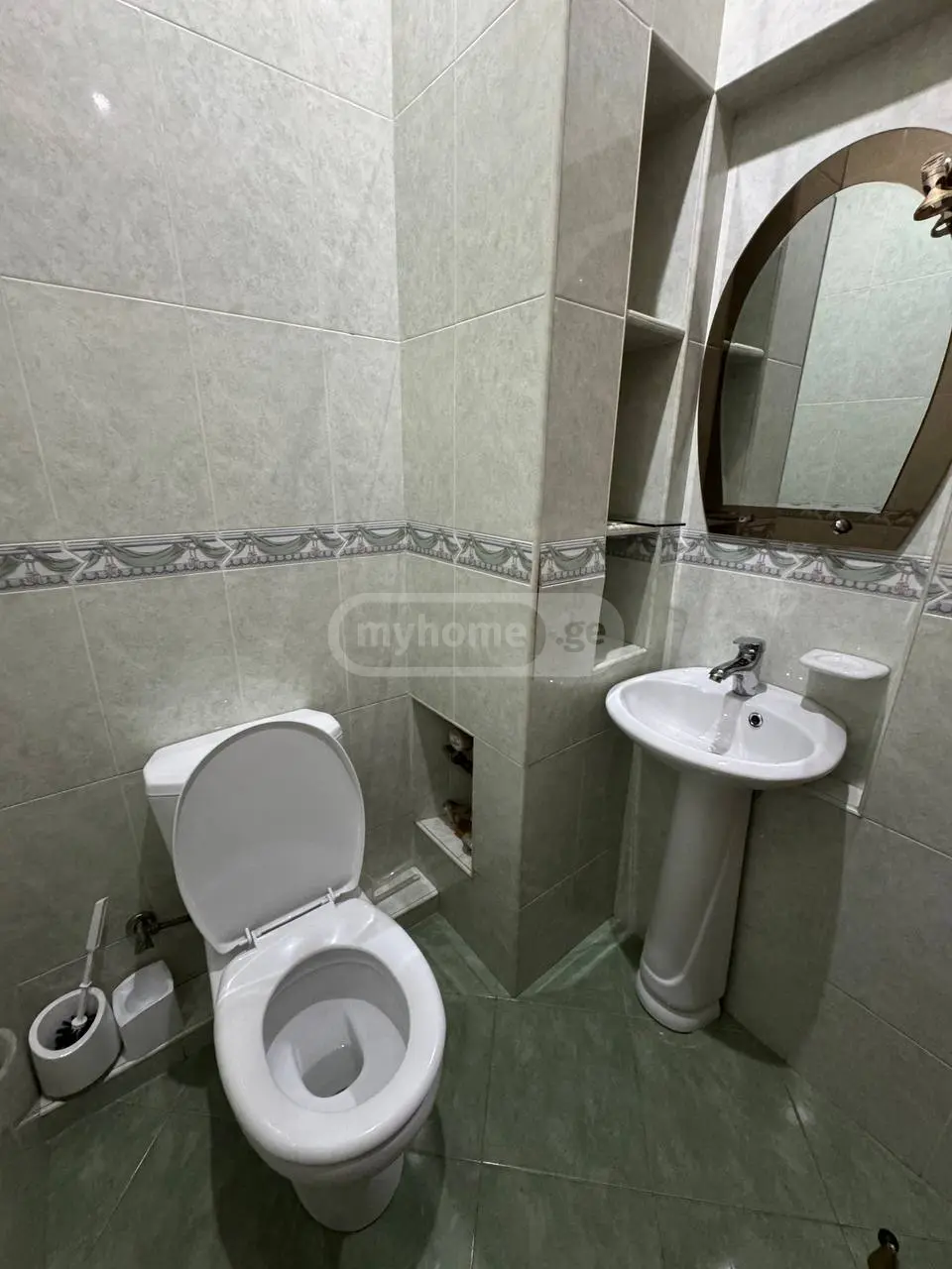 Продажа 4-комната Квартира view 10