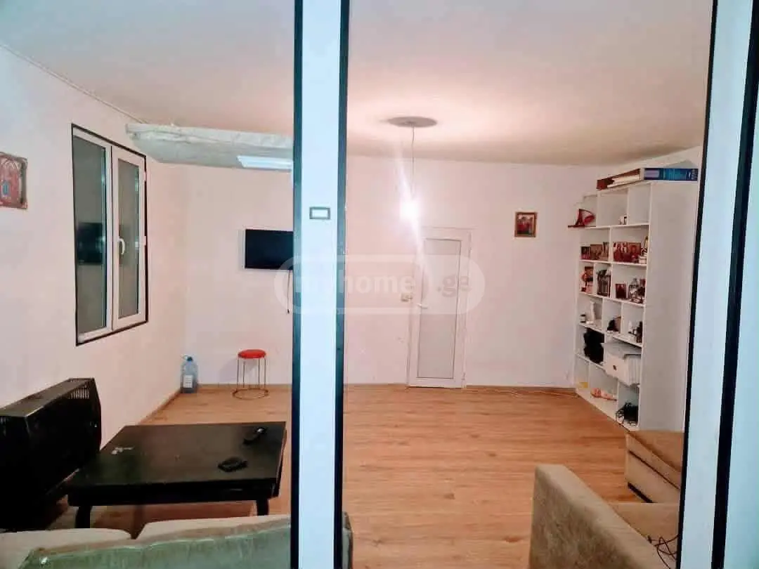 3 Room Private House For Sale view 4