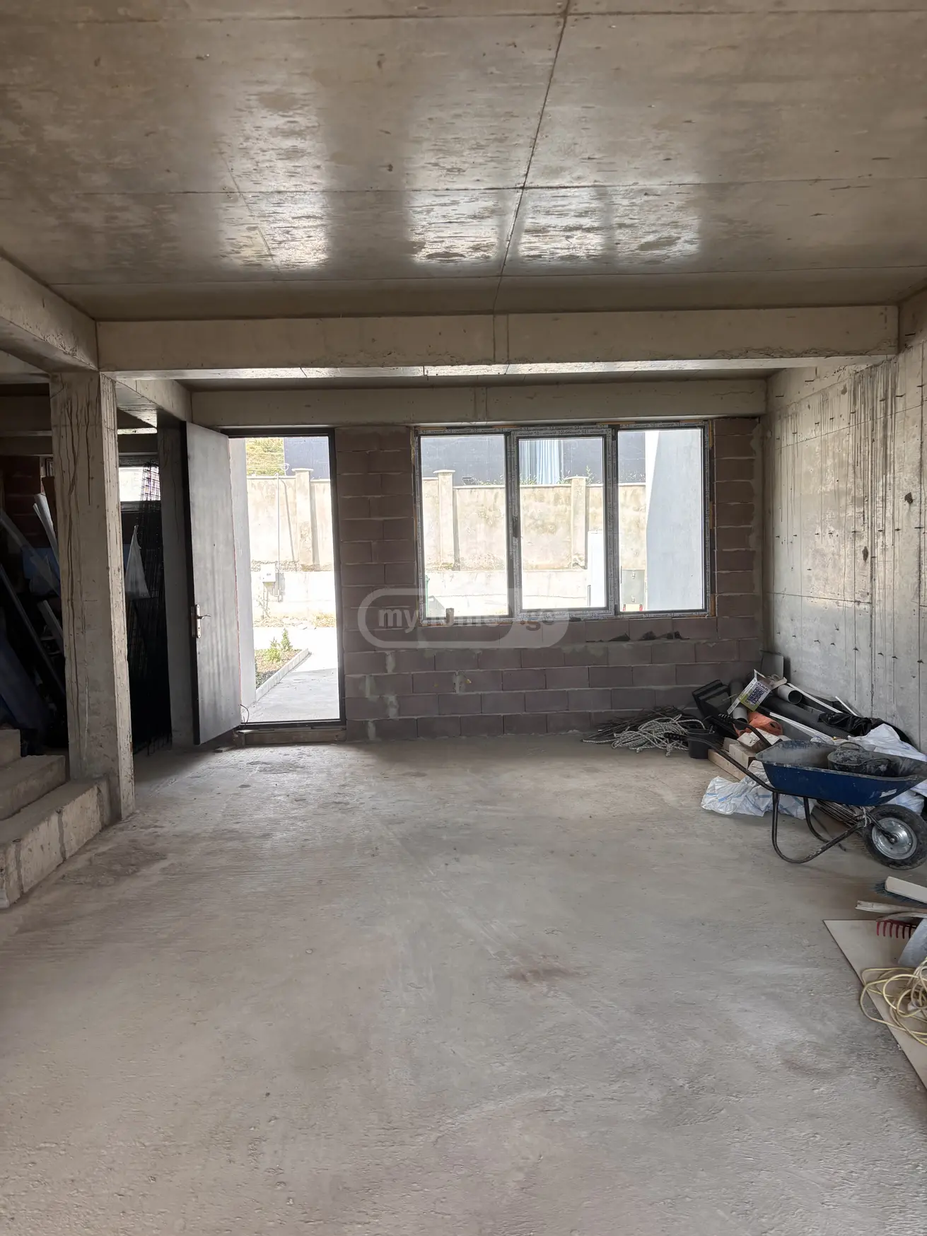 4 Room Private House For Sale view 6