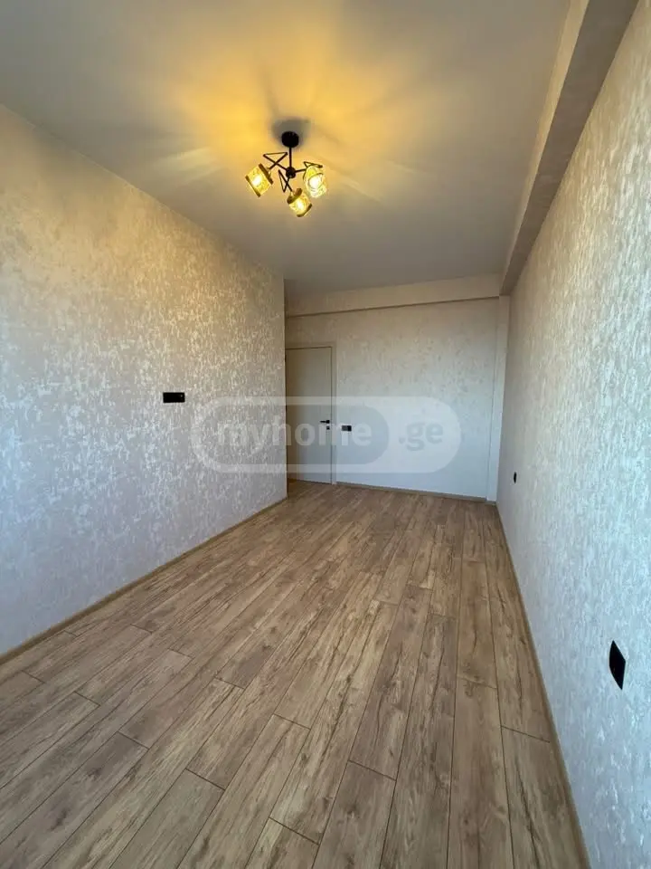 3 Room Apartment For Sale view 4