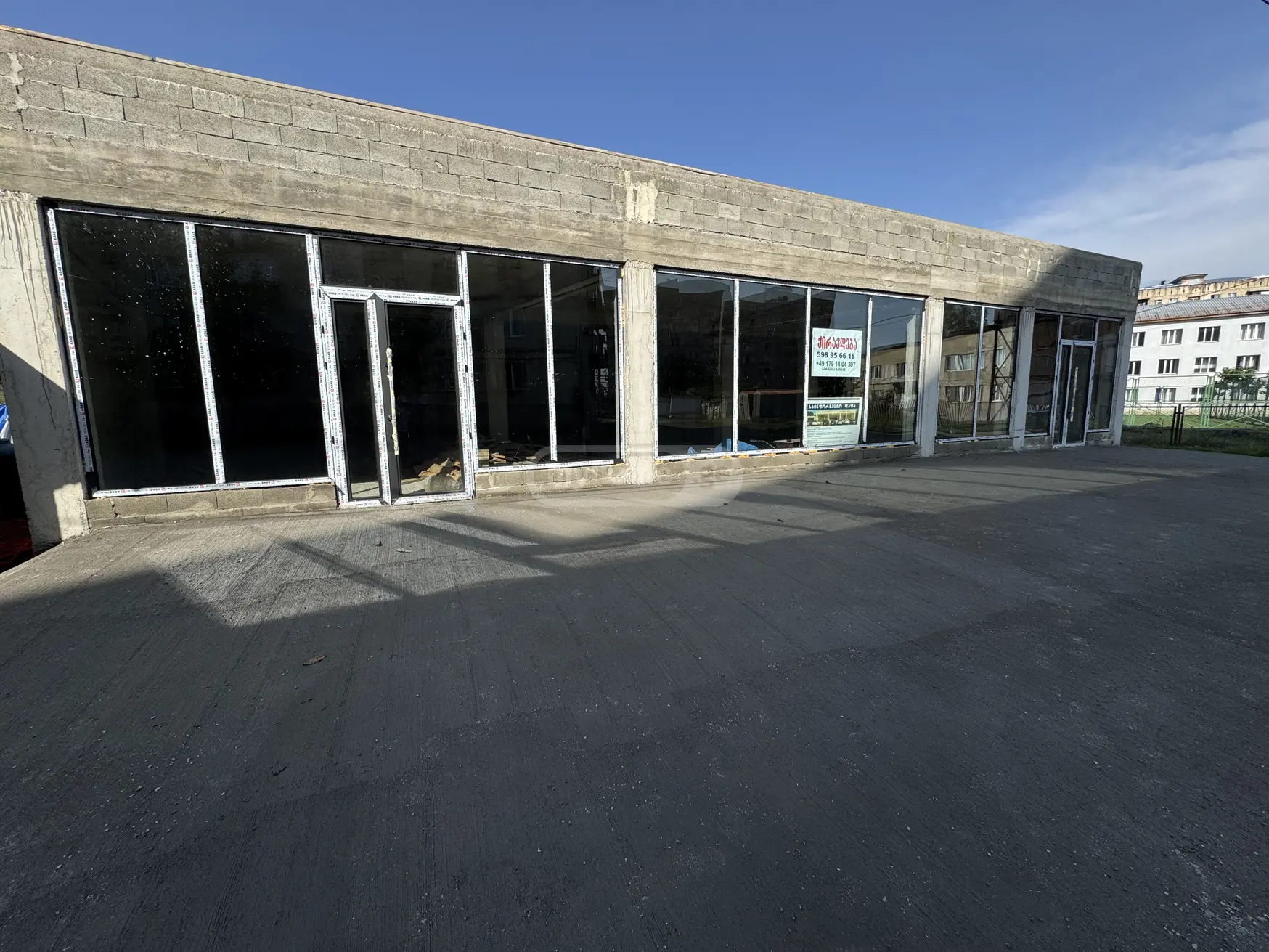 Universal Commercial Area For Rent In Zestaphoni view 1