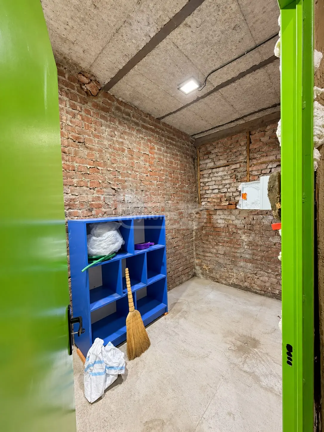Part Basement Commercial Area For Rent In Sololaki view 4