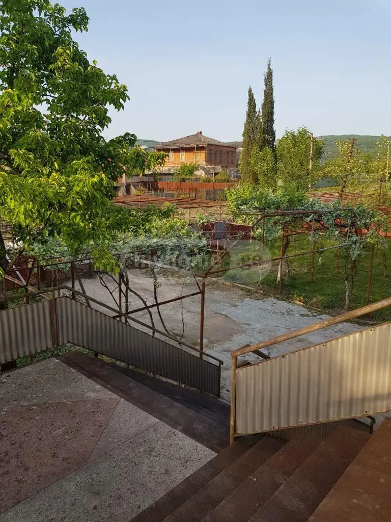 10+ Room Private House For Sale In Tskaltubo view 5