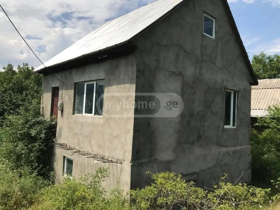 6 Room Country House For Sale view 1