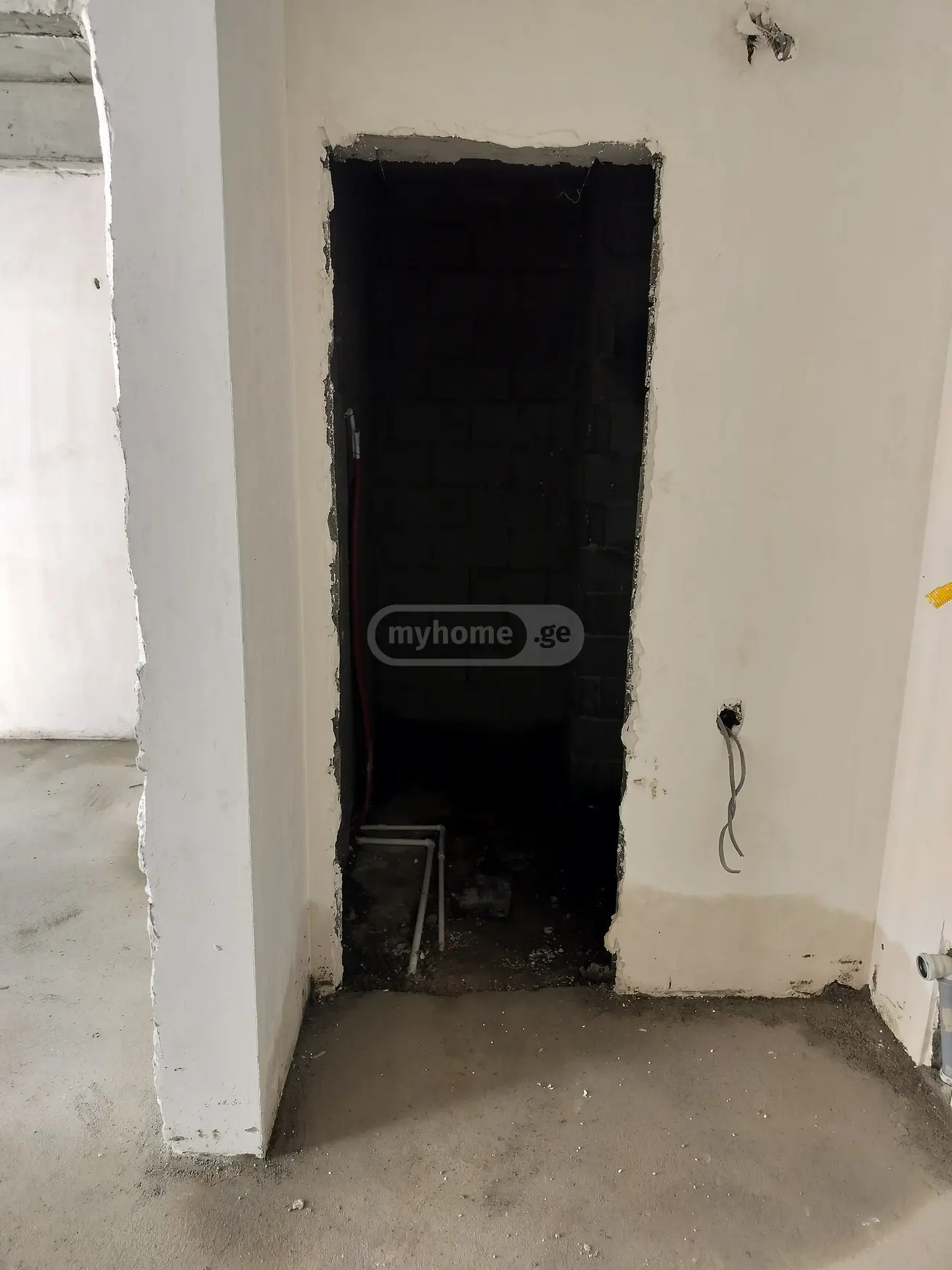 2 Room Apartment For Sale view 4