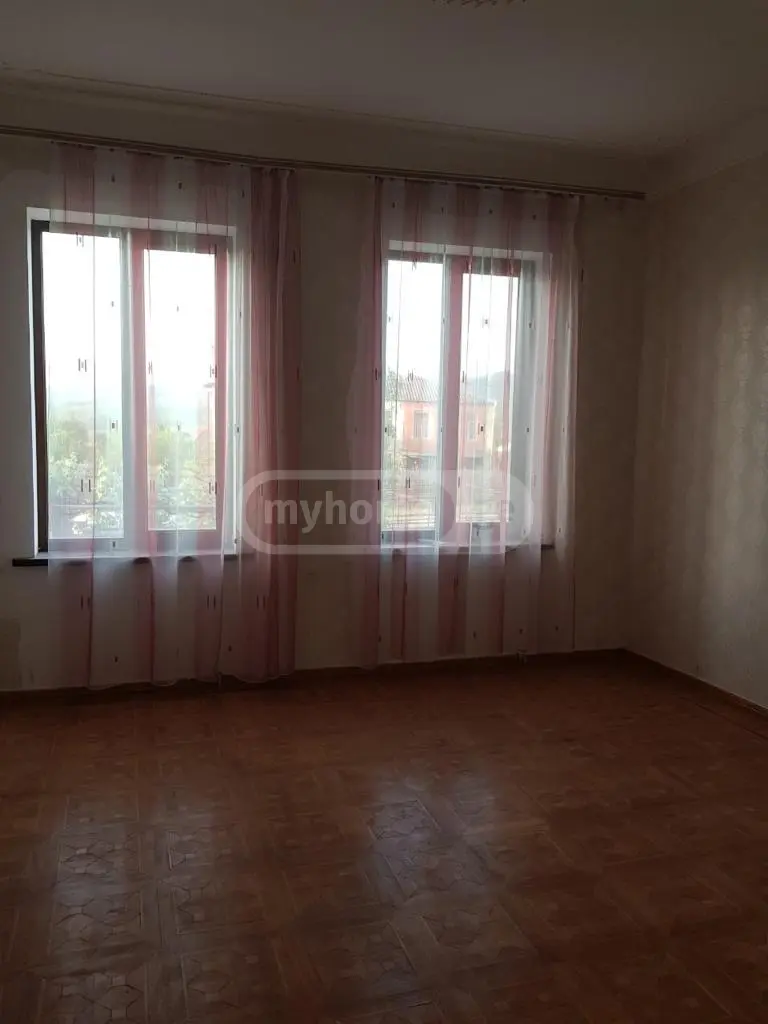 10+ Room Private House For Sale In Tskaltubo view 14