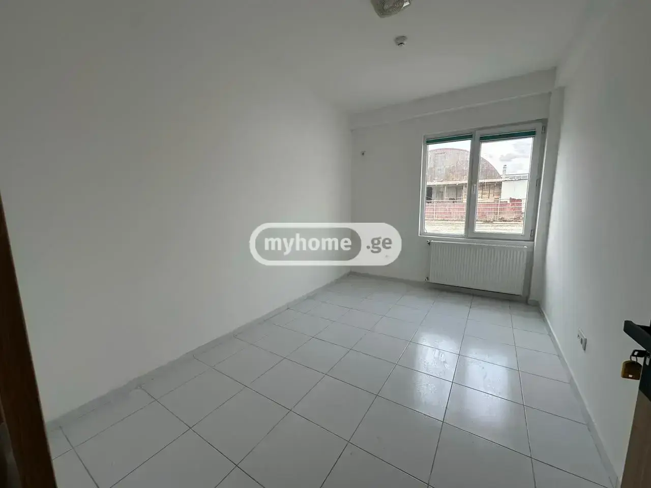 Warehousing Commercial Area Daily Rent In Lilo view 8
