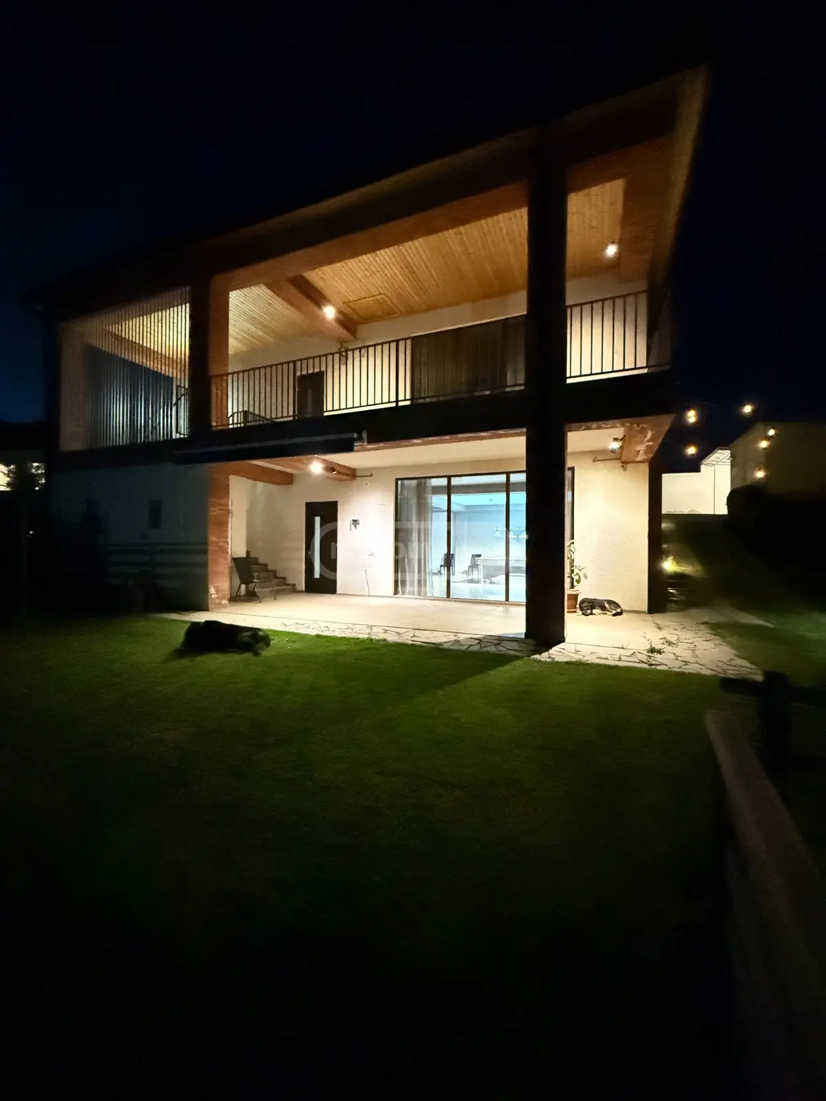 8 Room Country House For Sale view 2