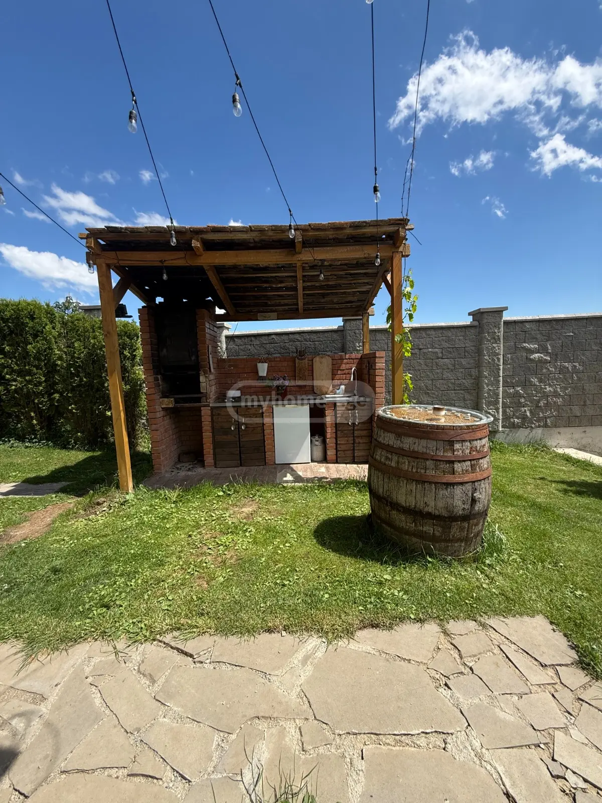 8 Room Country House For Sale view 3