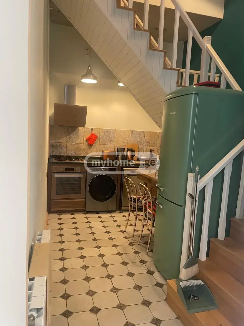 6 Room Private House For Rent In Mtatsminda view 6