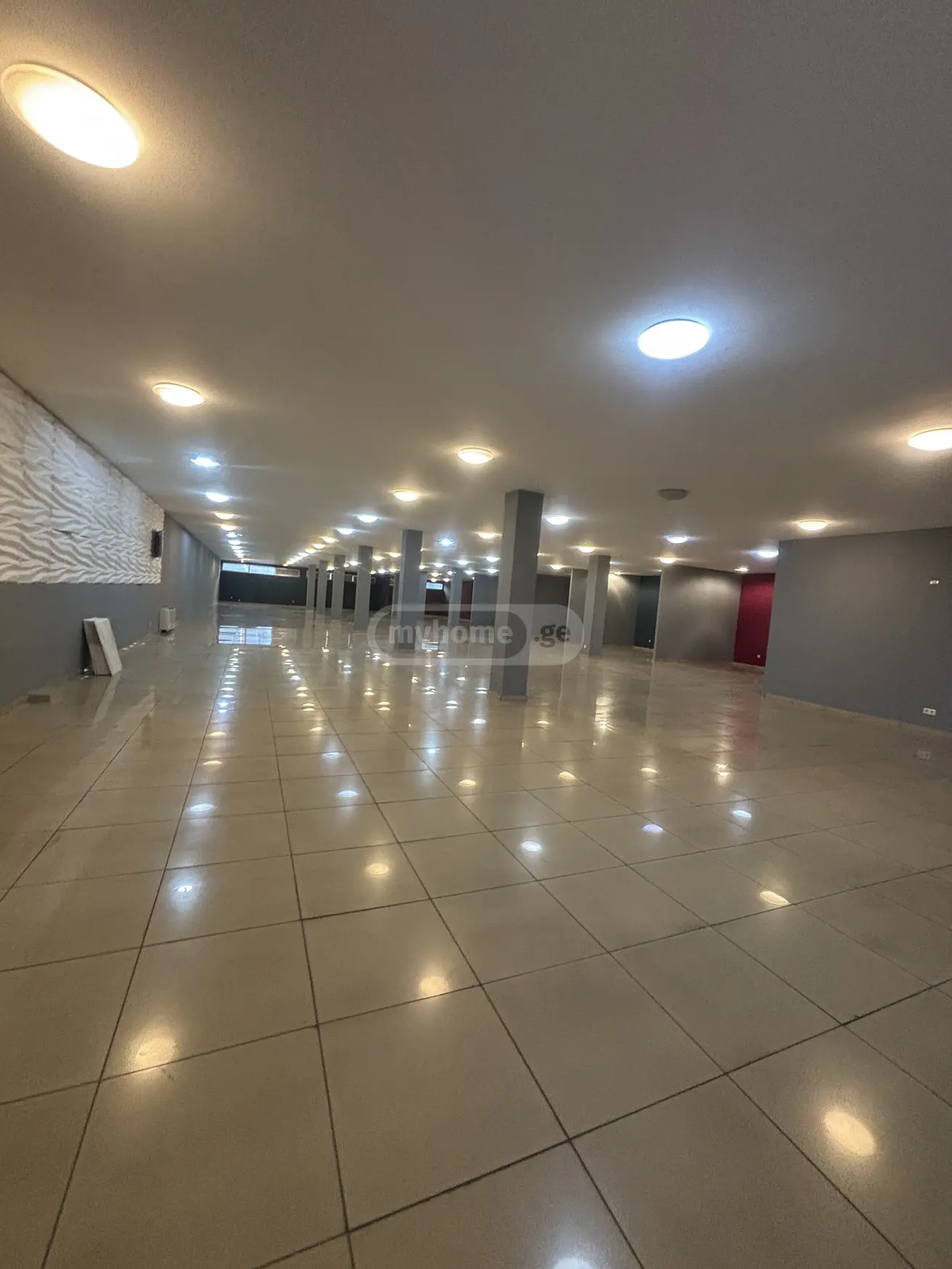 Universal Commercial Area For Rent In Didube view 8