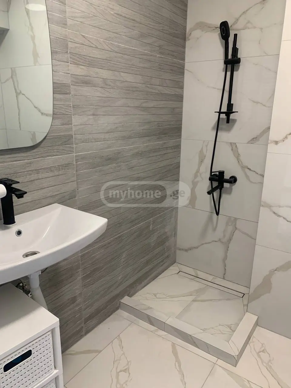 1 Room Apartment For Rent In Digomi view 3