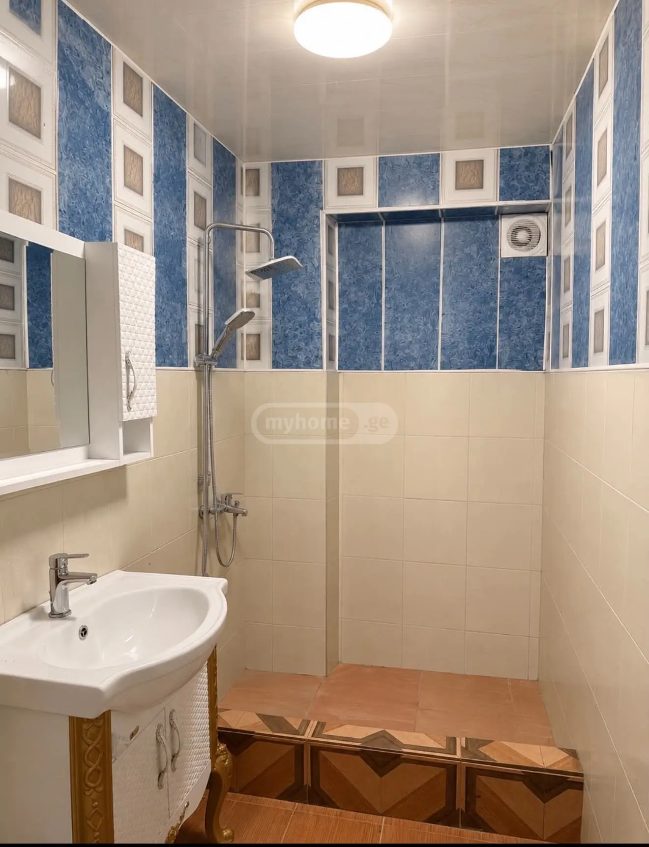 3 Room Apartment For Sale view 4
