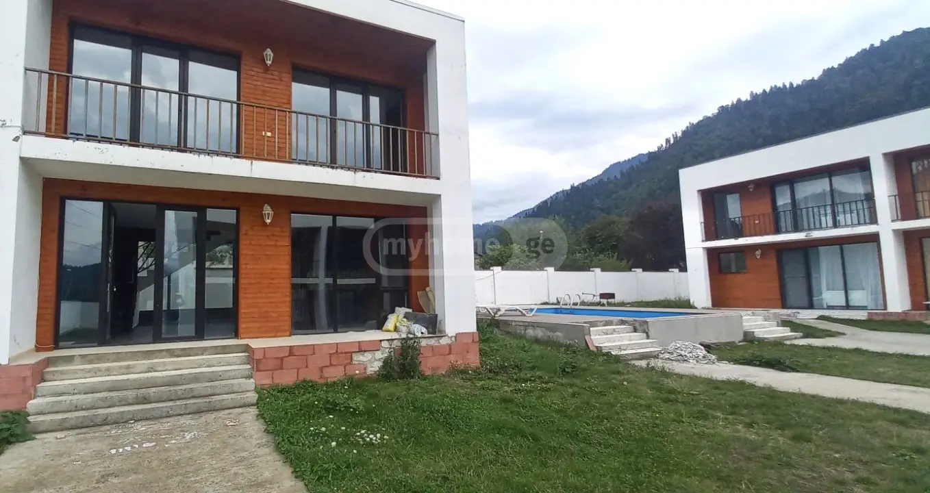 3 Room Country House For Sale view 2