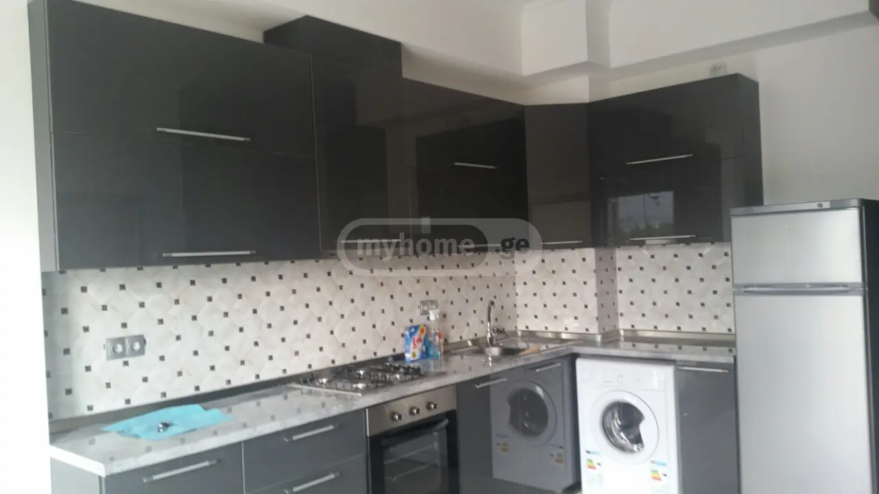 2 Room Apartment For Rent In Digomi view 3