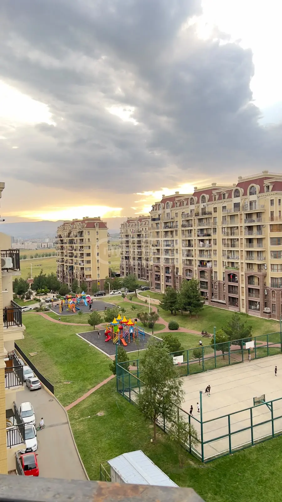 იყიდება 3-ოთახი ბინა view 8