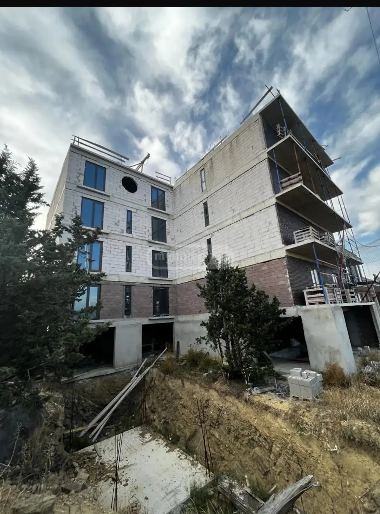 Universal Commercial Area For Sale In Chugureti view 3