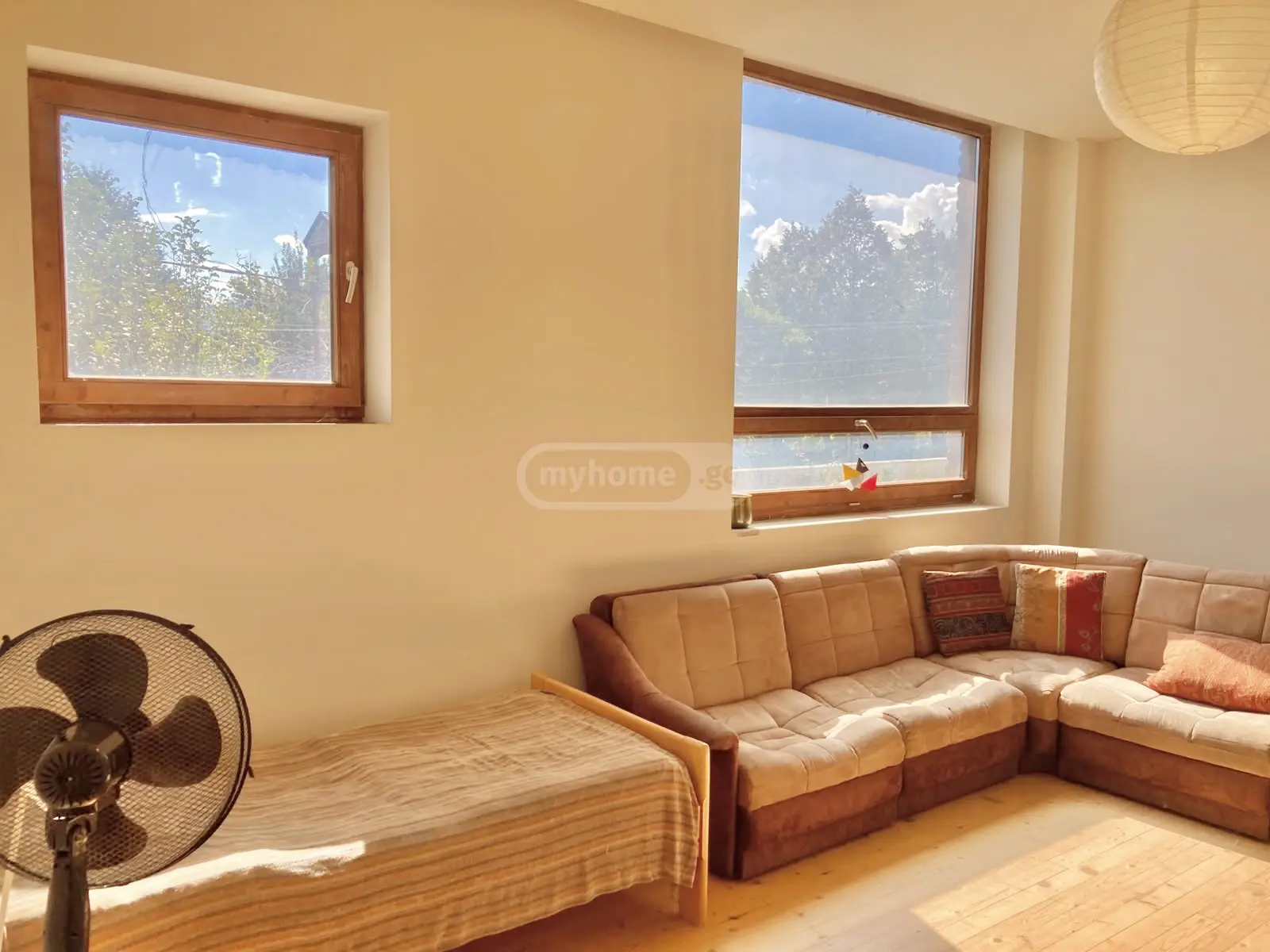 7 Room Private House For Sale view 12