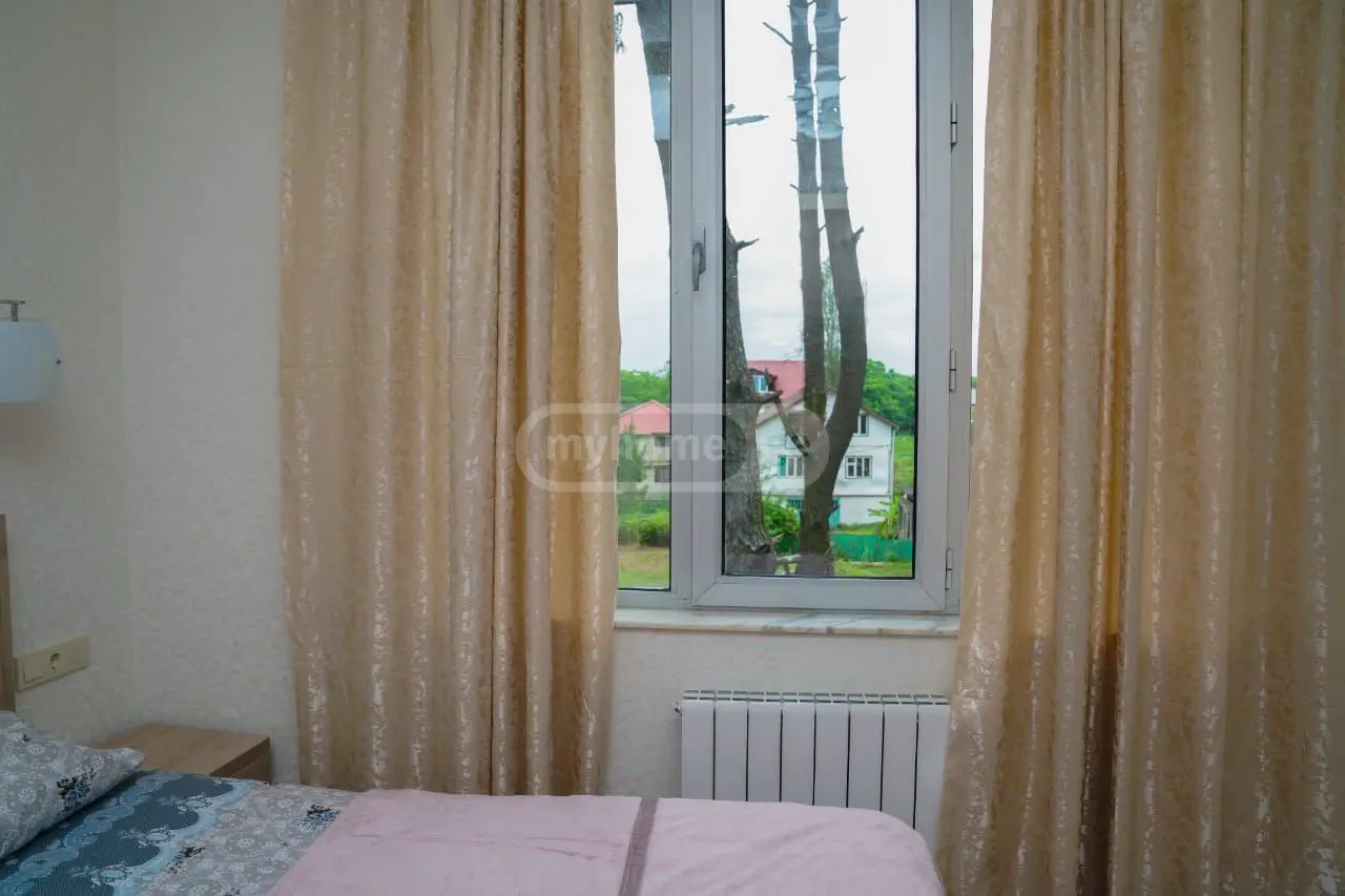 4 Room Private House For Rent In Foti view 15