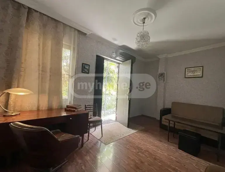 10+ Room Private House For Sale In Tskaltubo view 4