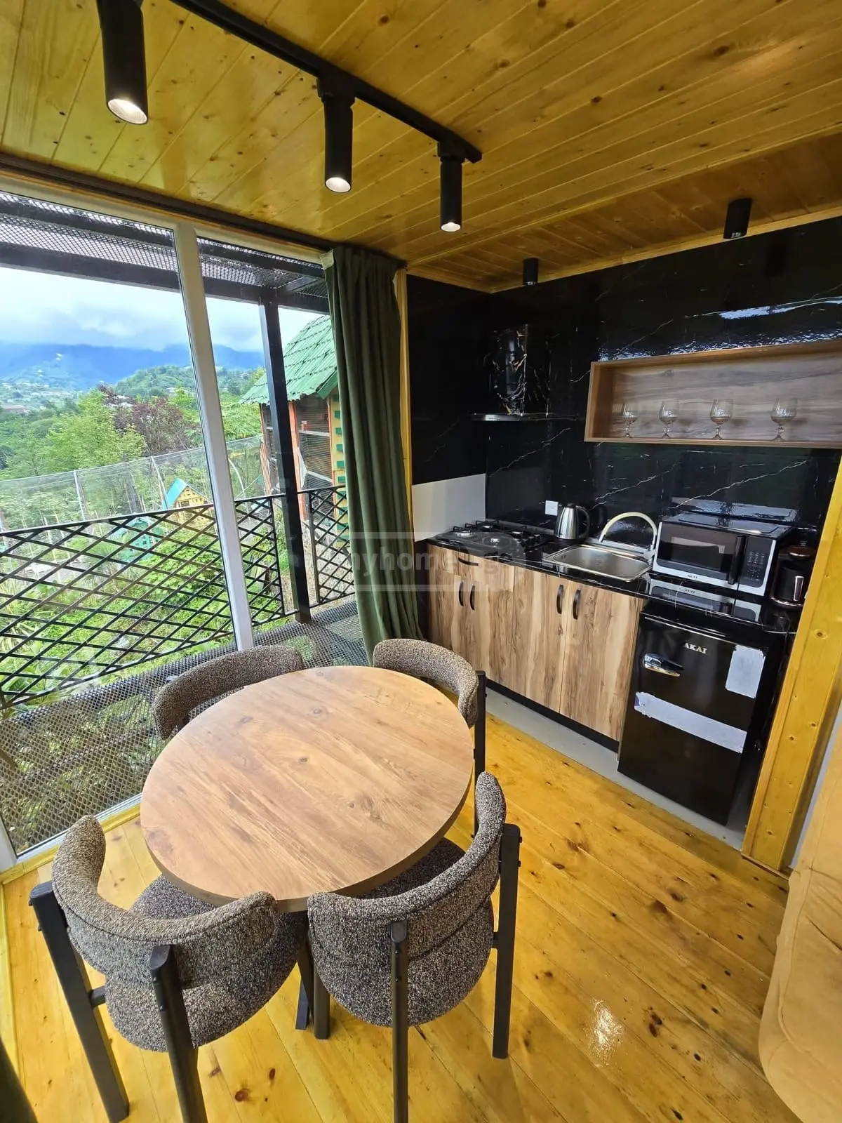 5 Room Hotel For Rent In Makhinjauri, In Batumi view 6
