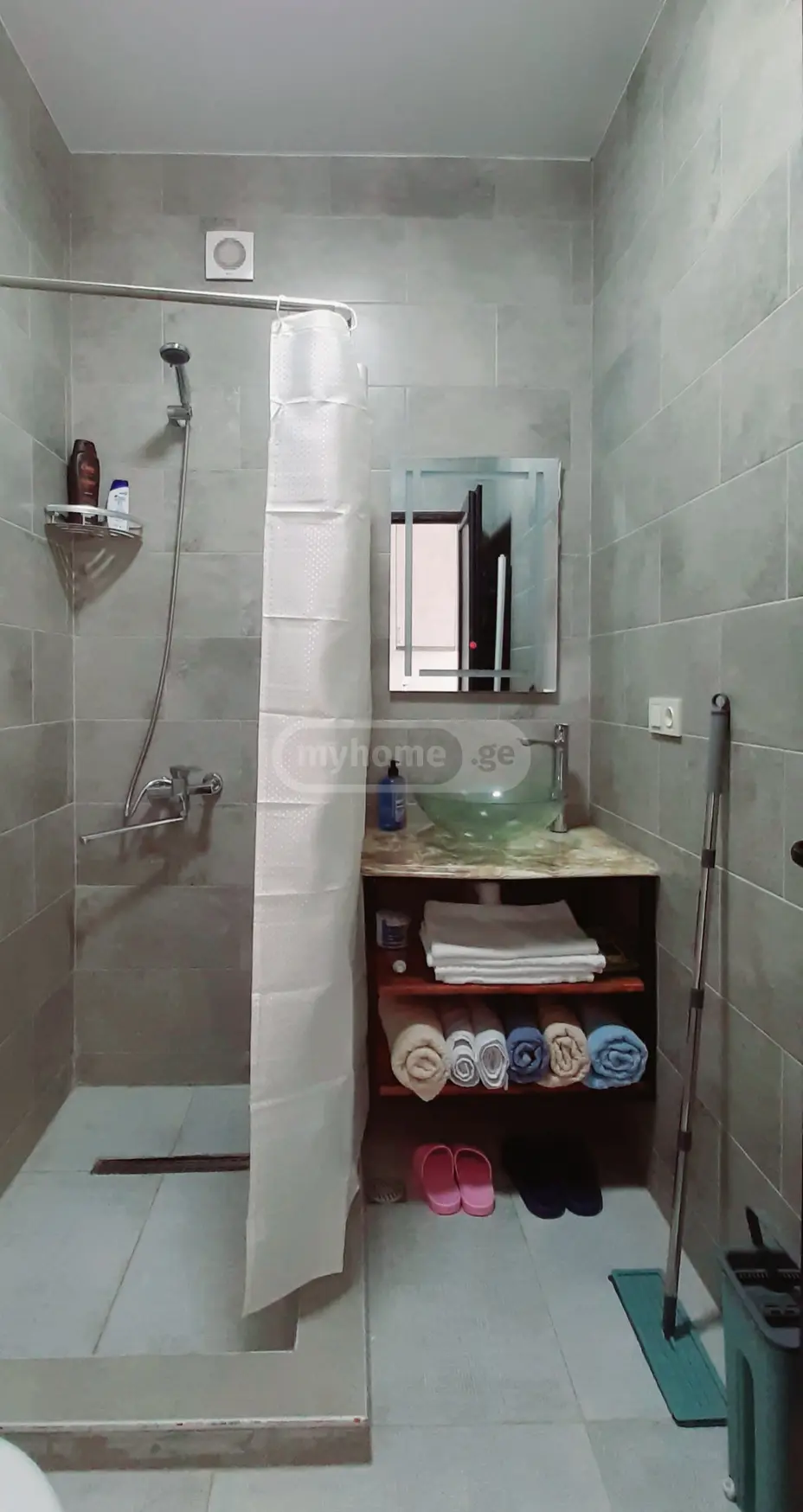 2 Room Apartment Daily Rent In Khashuri view 8