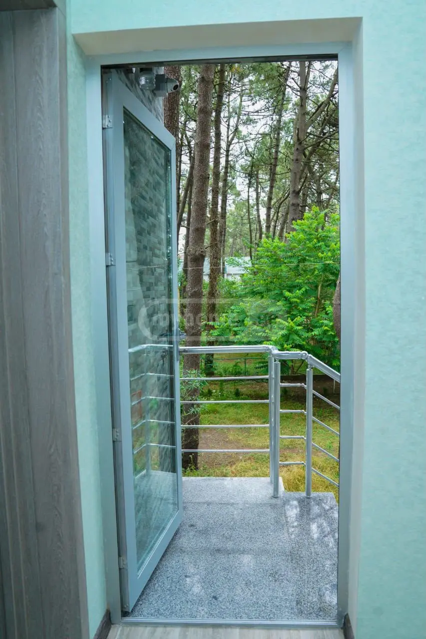 4 Room Private House For Rent In Foti view 11