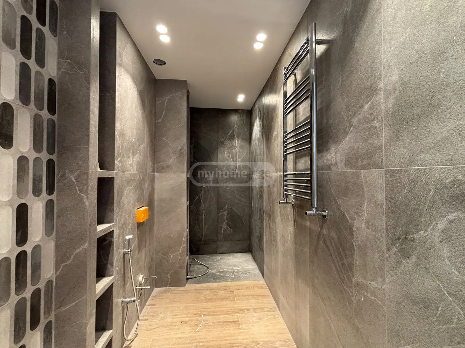 6 Room Private House For Sale view 7