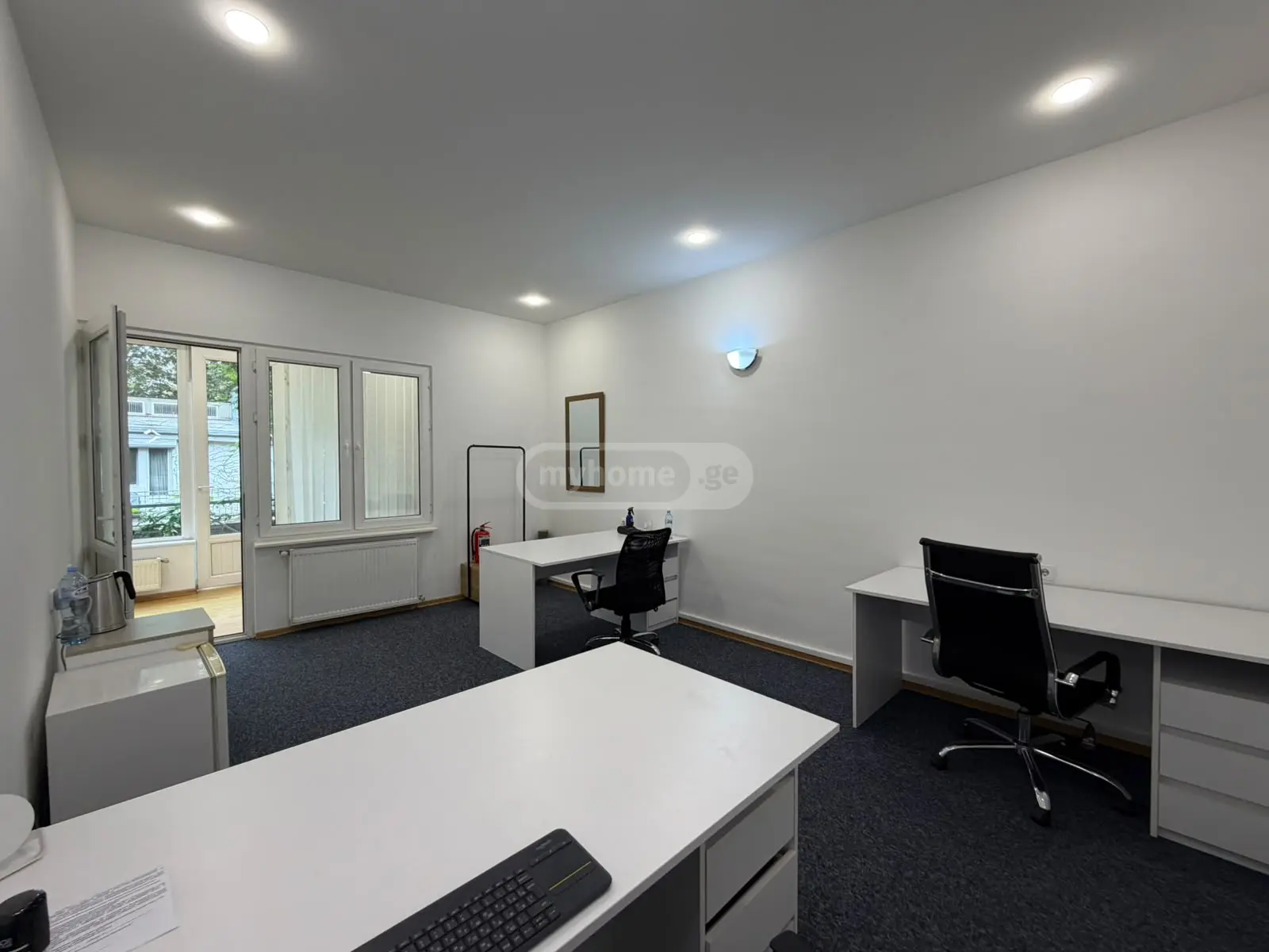 Office Commercial Area For Rent In Mtatsminda view 3