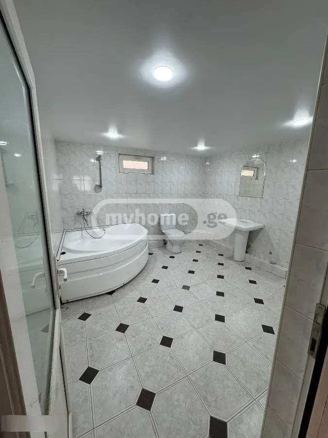 8 Room Private House For Rent In Nadzaladevi view 11