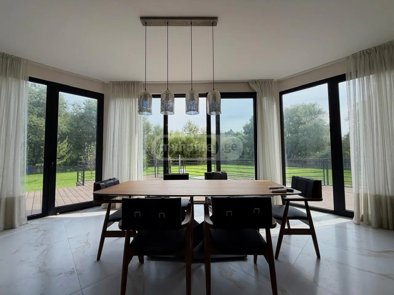 6 Room Country House For Sale view 10